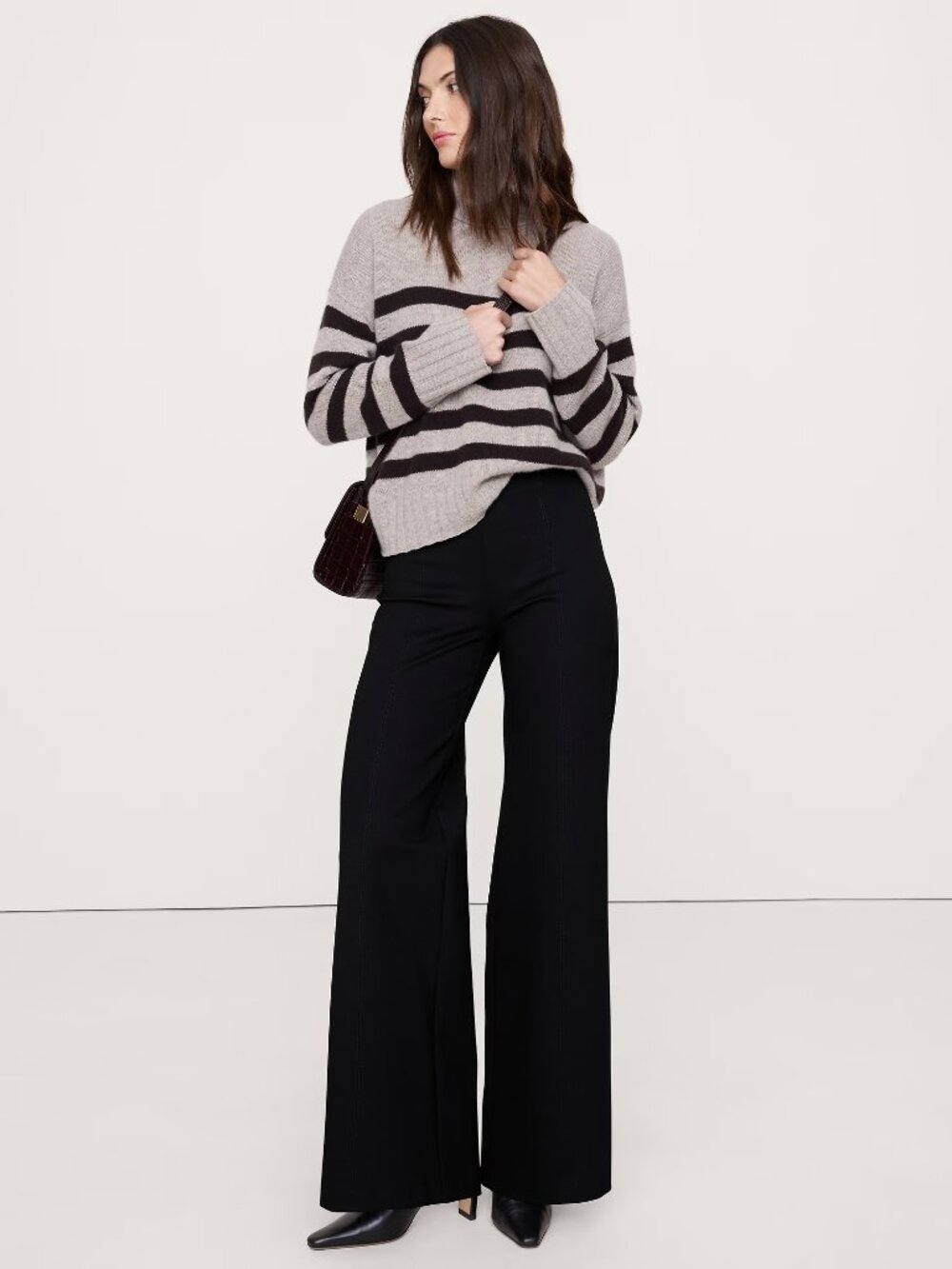 BANANA REPUBLIC HIGH-RISE WIDE-LEG EVERYWHERE PONTE PULL-ON PANT